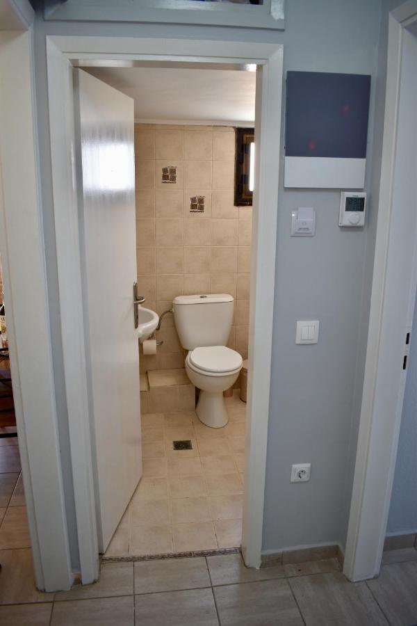 Alkyon Perea Apartments Peraía エクステリア 写真