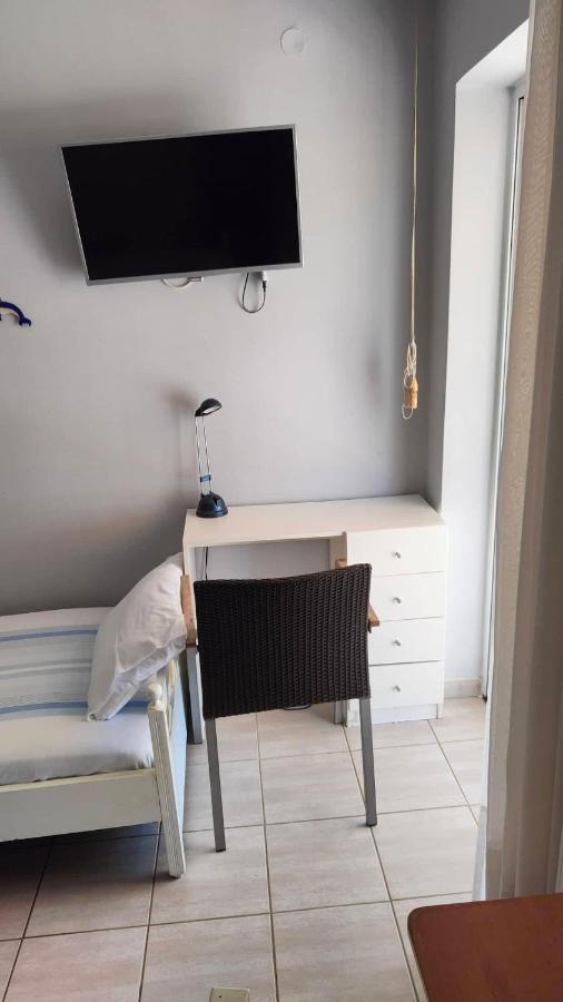 Alkyon Perea Apartments Peraía エクステリア 写真